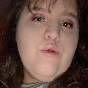 Meet your Posher, Caitlyn